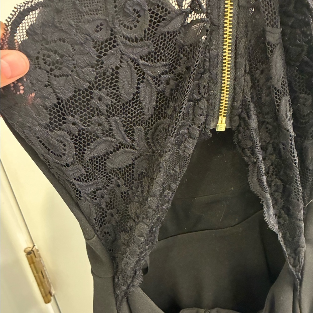 B Darlin Juniors Lace-Back cut out Fit Flare Black size 5/6 - Picture 7 of 7